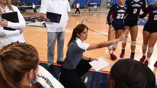 2018 FAU Volleyball vs St. Peter's