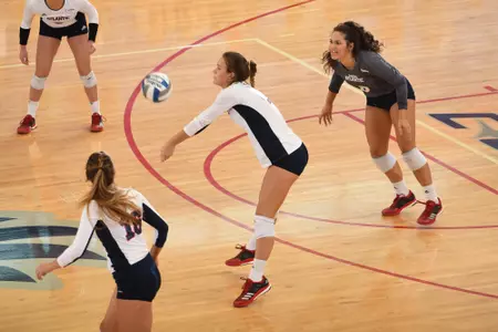 2017 FAU Women's Volleyball vs Stetson