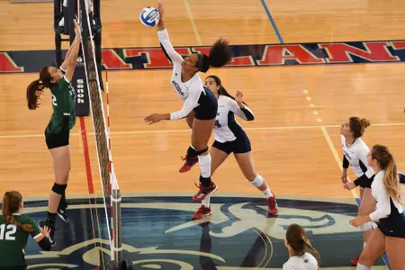 2017 FAU Women's Volleyball vs Stetson