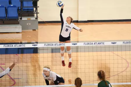 2017 FAU Women's Volleyball vs Stetson