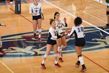 2017 FAU Women's Volleyball vs Stetson