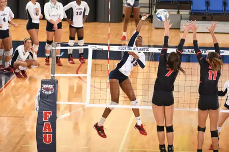 2017 FAU Volleyball vs Western Kentucky
