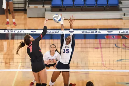 2017 FAU Volleyball vs Western Kentucky