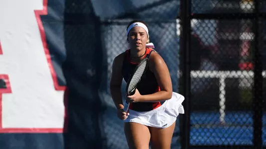 2019 FAU Women's Tennis Photo Day Jemi Aguilar 2019