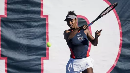 2019 FAU Women's Tennis Photo Day JaCara Gillis 2019
