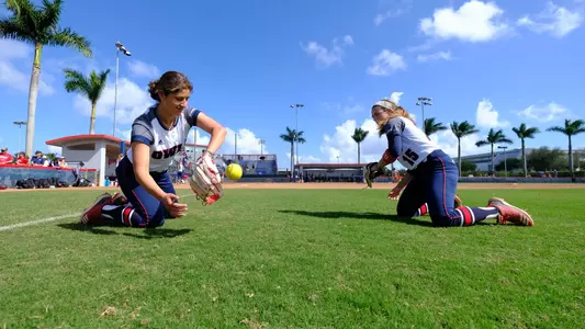 2019 FAU Softball FAU "First Pitch" Classic Maya Amm 2019