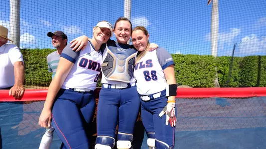 2019 FAU Softball FAU "First Pitch" Classic Kaitlyn Burke Sami Williams Angela Agurkis 2019