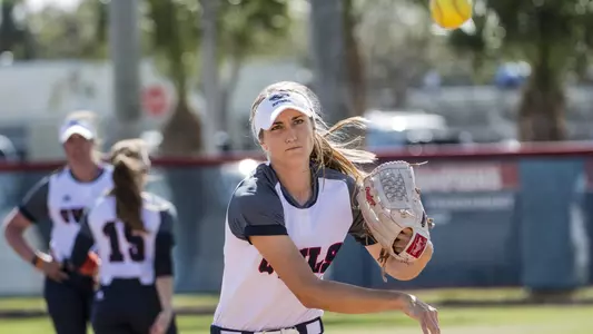2019 FAU Softball FAU "First Pitch" Classic Jolie Duffner 2019