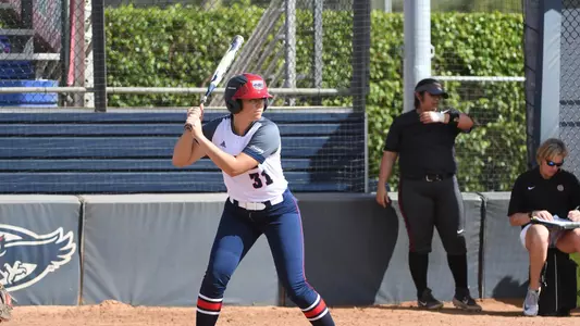 2019 FAU Softball FAU "First Pitch" Classic Mia Olson 2019