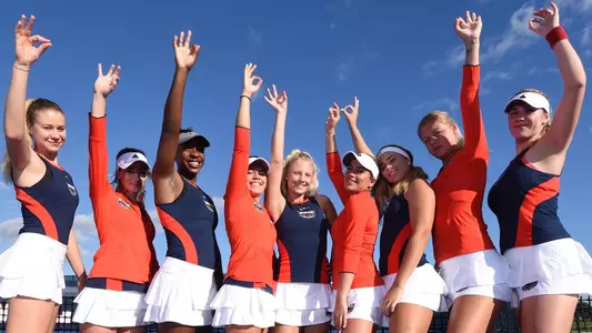 2019 FAU Women's Tennis Photo Day 2019 Group Shot