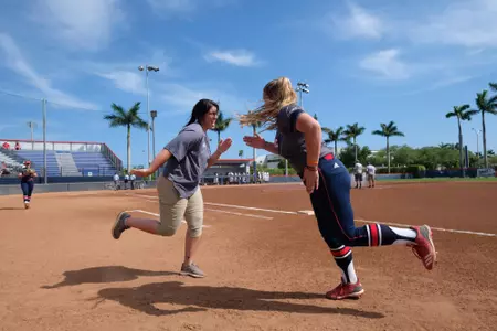 2019 FAU Softball vs Illinois State