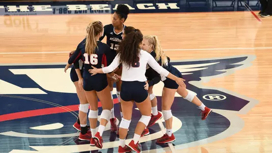 2018 FAU Volleyball vs St. Peter's