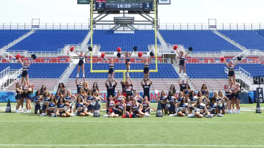 2019 FAU Football Spirit Squads Tight