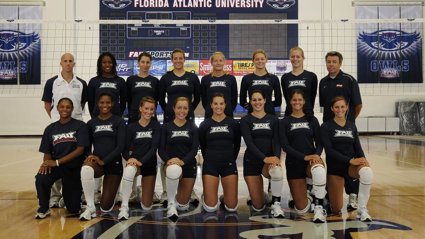 2008 FAU Volleyball Team Photo