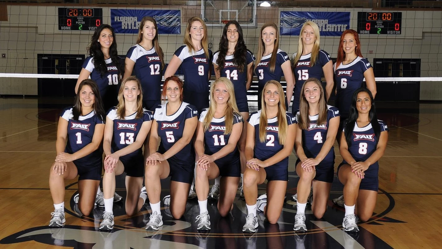 2011 FAU Volleyball Team Photo