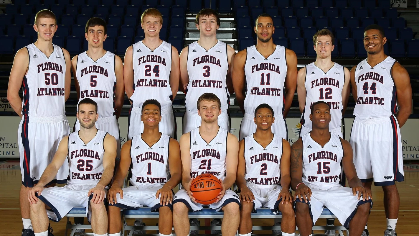 2013-14 MBB Team Photo