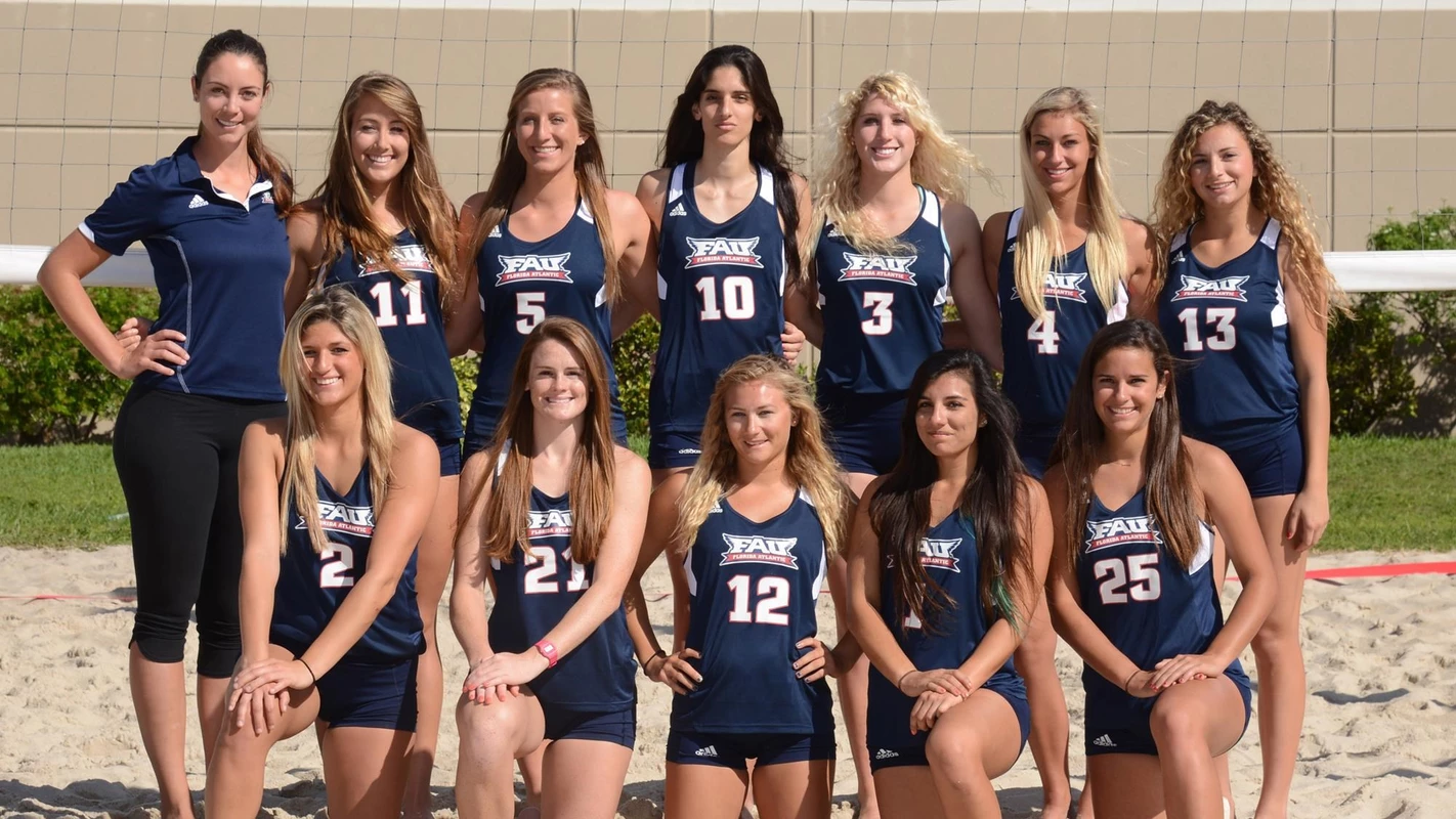 2014 FAU Sand Volleyball Team Photo