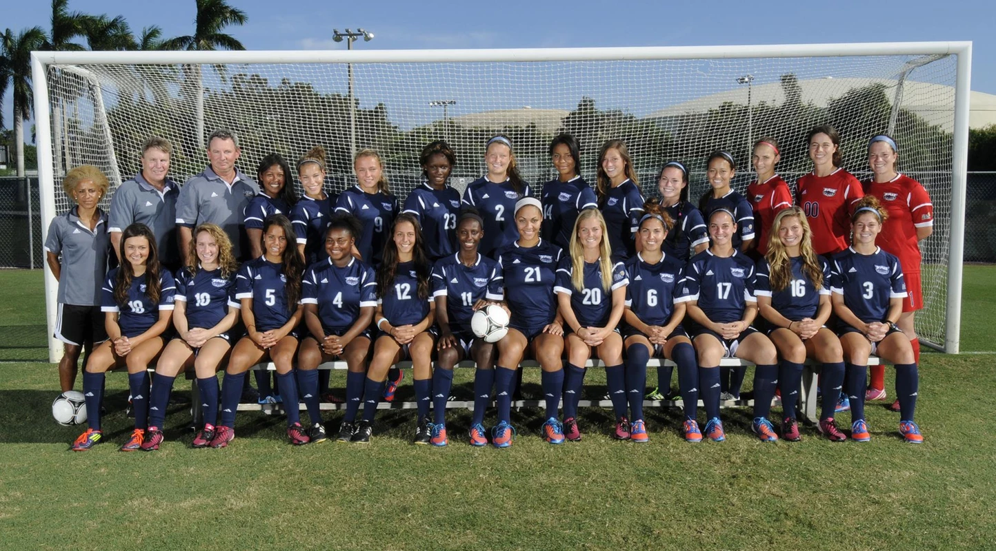 2012 Women's Soccer Team Picture
