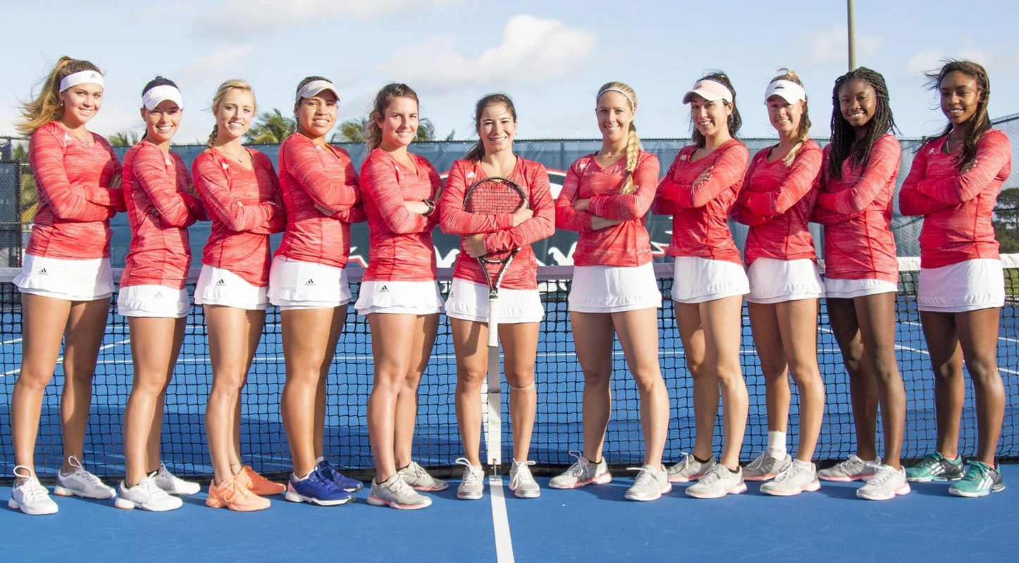 2016-17 Women's Tennis Team Photo