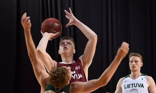 Silins vs. Lithuania in Baltic Cup