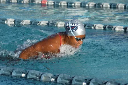 2021 FAU Swimming & Diving Photo Day