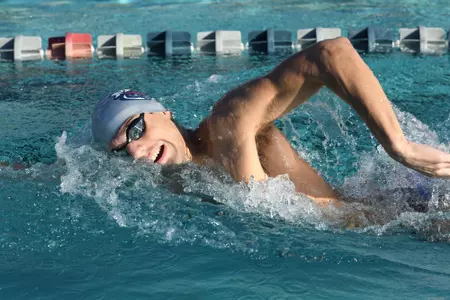 2021 FAU Swimming & Diving Photo Day