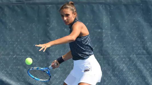 2021-22 FAU Women’s Tennis Photo Day Greta