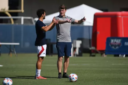 2022 FAU Swimming & Diving Studio