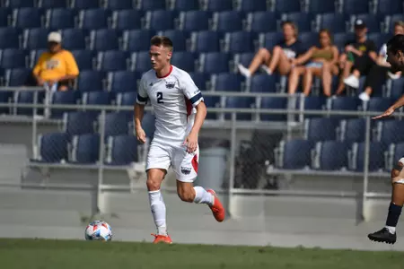 2022 FAU Swimming & Diving Studio