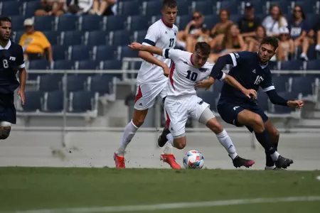 2022 FAU Swimming & Diving Studio