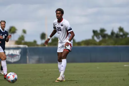 2022 FAU Swimming & Diving Studio