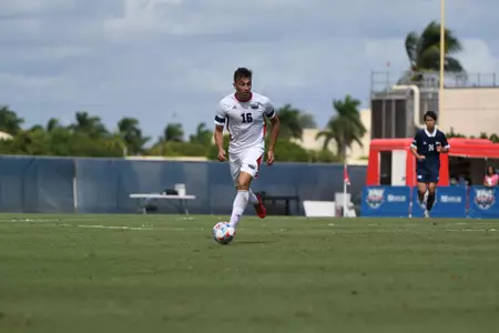 2022 FAU Swimming & Diving Studio