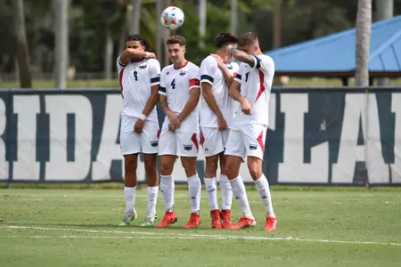 2022 FAU Swimming & Diving Studio