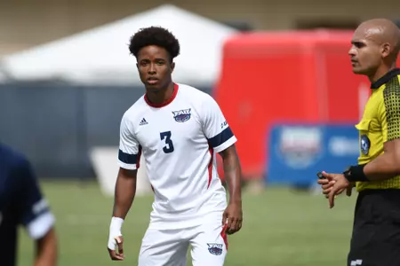 2022 FAU Swimming & Diving Studio