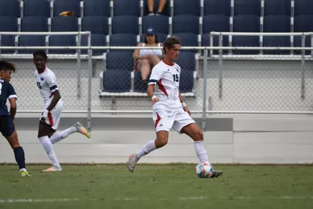 2022 FAU Swimming & Diving Studio