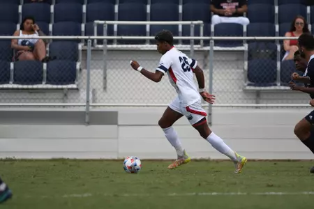 2022 FAU Swimming & Diving Studio