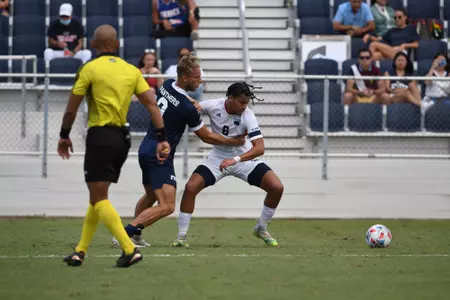 2022 FAU Swimming & Diving Studio