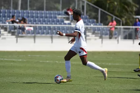 2022 FAU Swimming & Diving Studio