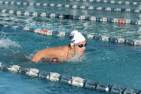 2021 FAU Swimming & Diving Photo Day