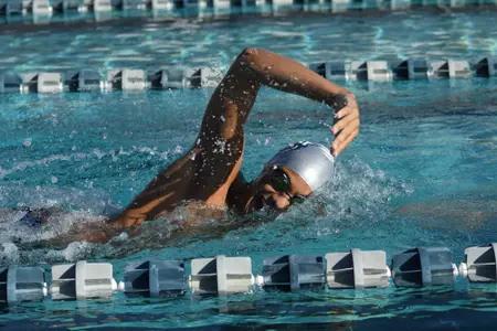 2021 FAU Swimming & Diving Photo Day