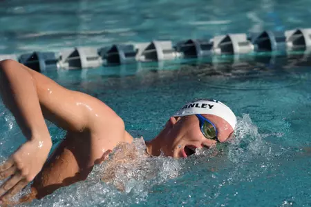 2021 FAU Swimming & Diving Photo Day