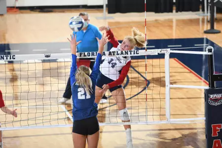 2020-21 FAU Volleyball vs Middle Tennessee State Camryn Volger