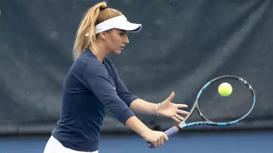 2021 FAU Women’s Tennis Photo Day Louie McLelland 2021