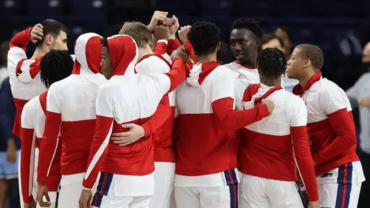 men's basketball group shot 2020-21