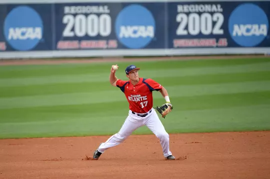 2016 FAU Baseball vs Georgetown Austin Langham