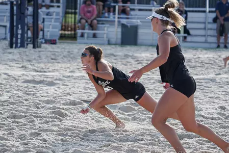 Julie Honzovicova + Ellie Austin