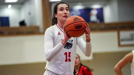 Sofia Galeron vs. WKU