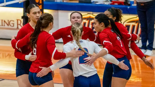 Florida Atlantic VB at 2023 NIVC vs. UT Arlington