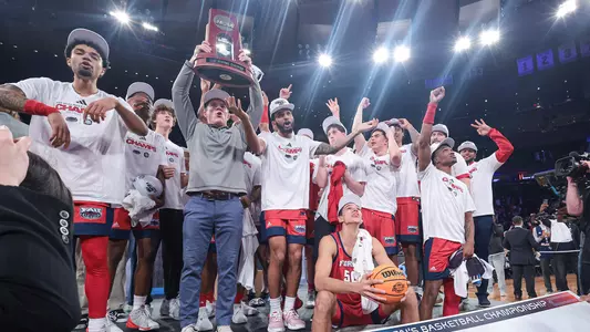 MBB Elite 8 Podium