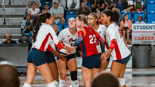 VB Team Huddle vs. UAB